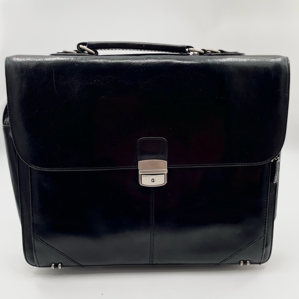 NWOT Danier black brief case
